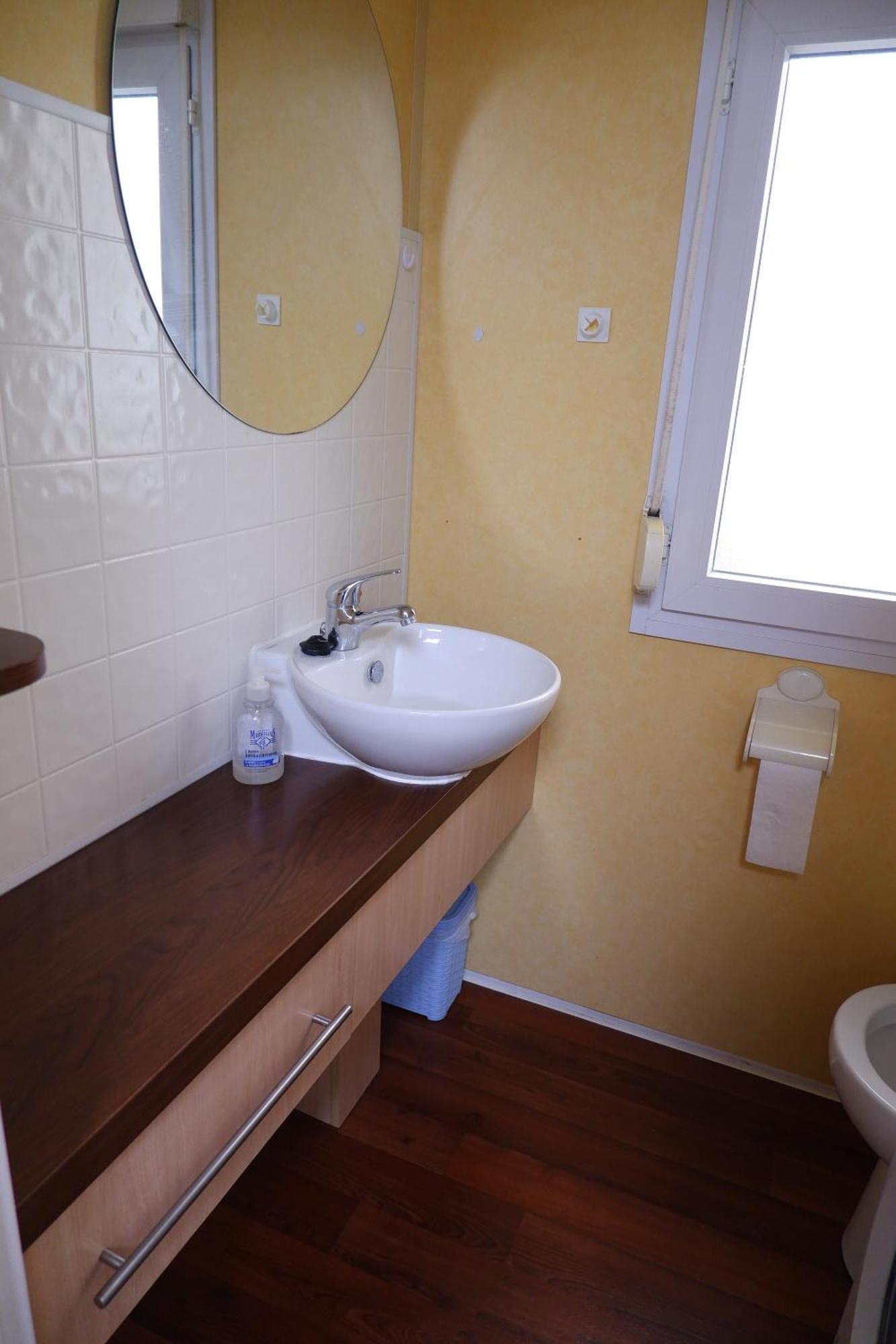 Holiday home Le Carrelet Mobil Climatise Insolite & Cosy 4 A 6 Personnes Semussac